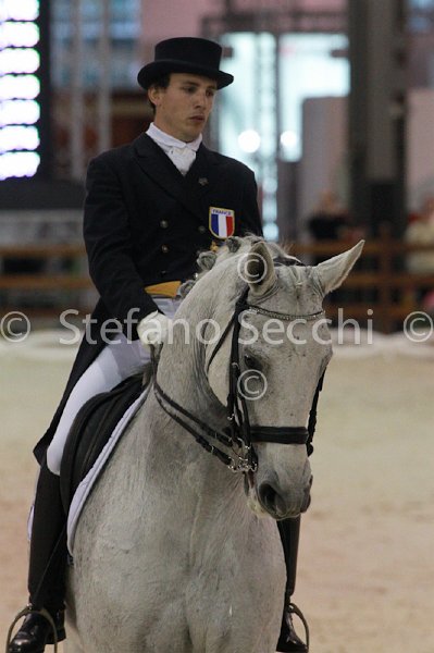 DUPERDU_PASSE PARTOUT_MILANO_2011_SS3_4861.jpg